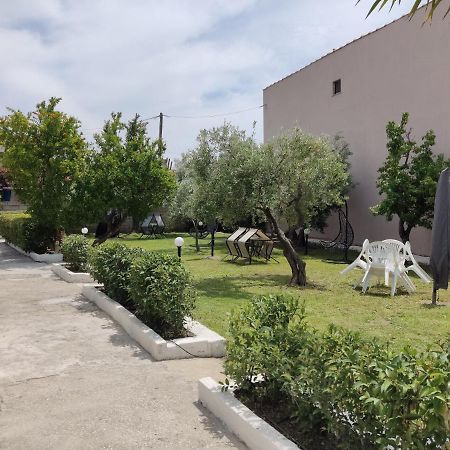 Villa Elina House And Garden Nikiti  Exterior foto